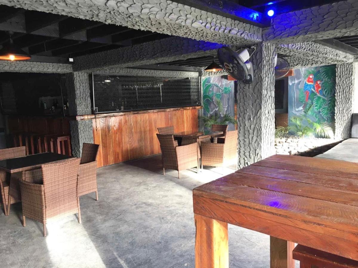 Nausori Airport Hotel Kültér fotó